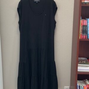 Tommy Hilfiger presents this black maxi XL dress,